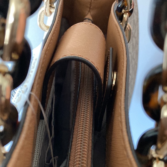 Michael Kors purse new with tags - Picture 4 of 4